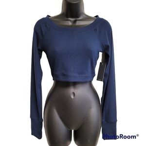 AR-33 Navy Blue Long Sleeve Ribbed Crop Top With Thumb Holes Women's Size Medium